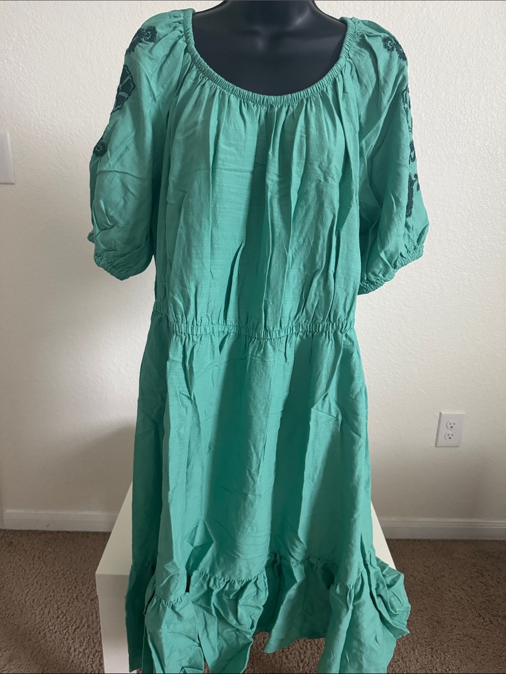 Knox Rose 1X Green Boho Embroidered Dress New With Tags